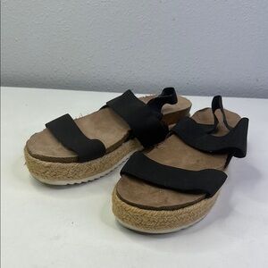 Madden black cybell Espadrille Sandals size 10